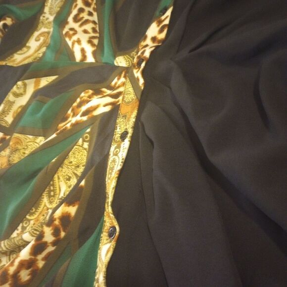 Shein curve animal print and Paisley black color block button down shi… - Picture 9 of 10